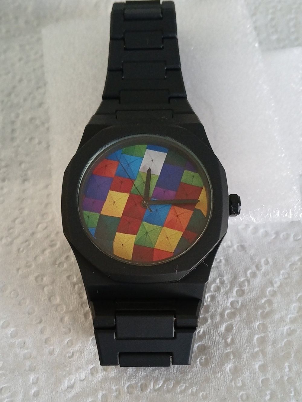 Black Metal Watch with Multicolor Geometric Dial